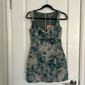 Summer mini dress, never worn